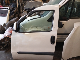 Fiat Doblo 4 Sol Ön Kapı Çıkma Orj