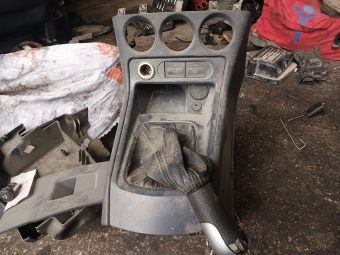 FORD CONNECT ORTA KONSOL 2009/2013