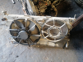 FORD CONNECT SU RADYATÖRÜ ÇIKMA