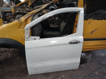 FORD COURİER SOL ÖN KAPI ÇIKMA