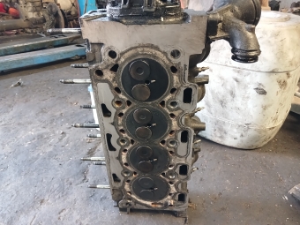 Ford Fiesta 1.4 Dizel Silindir Kapağı Çıkma