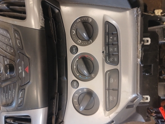 Ford Focus 3 Klima Paneli Çıkma