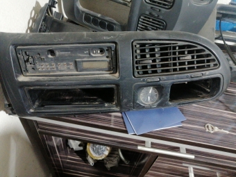 Ford Transit T15 Orta Izgara Çıkma
