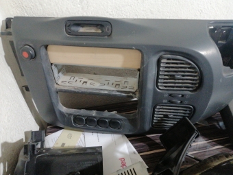 Ford Transit V184 Orta Göğüs Çerçevesi