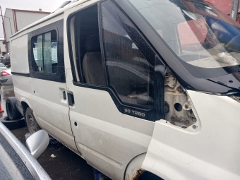 FORD TRANSIT V184 SAĞ ÖN KAPI ÇIKMA