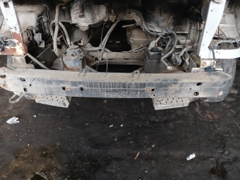 Ford Transit V347 Ön Tampon Demiri Çıkma