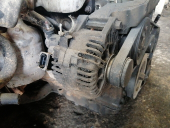 Hyundai Accent Era Şarj Dinamosu Çıkma
