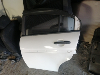 Hyundai Accent Era Sol Arka Kapı Çıkma