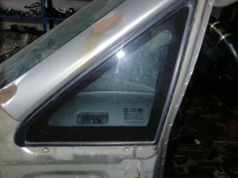 Hyundai Starex Sol Kelebek Cam Çıkma